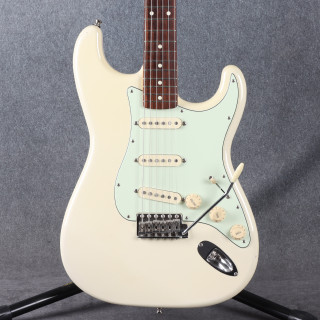 Fender ST62 Reissue MIJ Stratocaster - Olympic White - 2nd Hand Fender ST62 Reissue MIJ Stratocaster - Olympic White - 2nd Hand