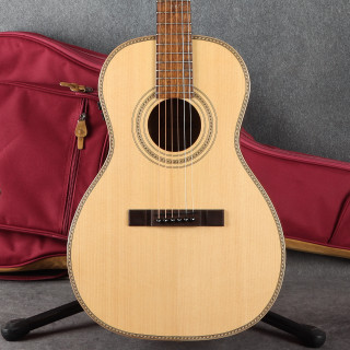 Vintage Guitars VE880PB Paul Brett Signature Electro-Acoustic - 2nd Hand Vintage Guitars VE880PB Paul Brett Signature Electro-Acoustic - 2nd Hand