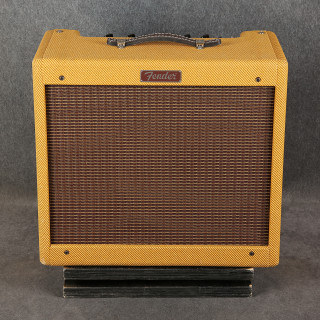 Fender Blues Jr Limited Edition Lacquered Tweed **COLLECTION ONLY** - 2nd Hand Fender Blues Jr Limited Edition Lacquered Tweed **COLLECTION ONLY** - 2nd Hand
