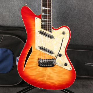 Charvel Surfcaster Figured Top - Star Glow - 2nd Hand