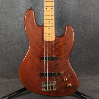 Second Hand - Bass Guitars - Hohner - Rich Tone Music
