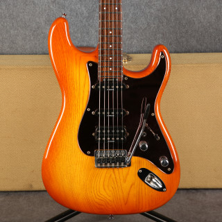 Levinson Blade RH-4 Standard - Honey Burst - 2nd Hand