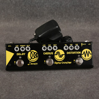 Donner Alpha Cruncher Multi Effects Pedal - 2nd Hand