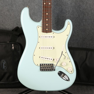 Fender Limited Edition Vintera II Road Worn 60s Strat - Sonic Blue - 2nd Hand