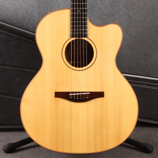 Avalon Acoustic Guitars | Rich Tone 2nd Hand