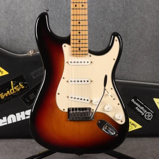Fender American Standard Stratocaster - 3-Colour Sunburst - 2nd Hand