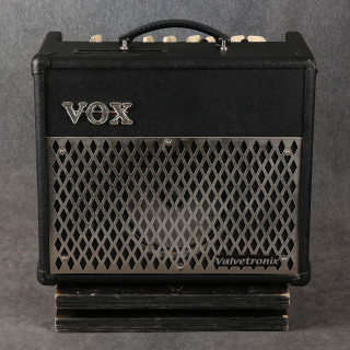 Vox Valvetronix VT15 Amplifier - 2nd Hand