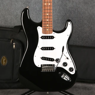 Fender Player Stratocaster Black Solid Body Electric Guitar - 2nd Hand