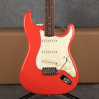 Fender American Vintage II 60s Stratocaster - Fiesta Red - 2nd Hand