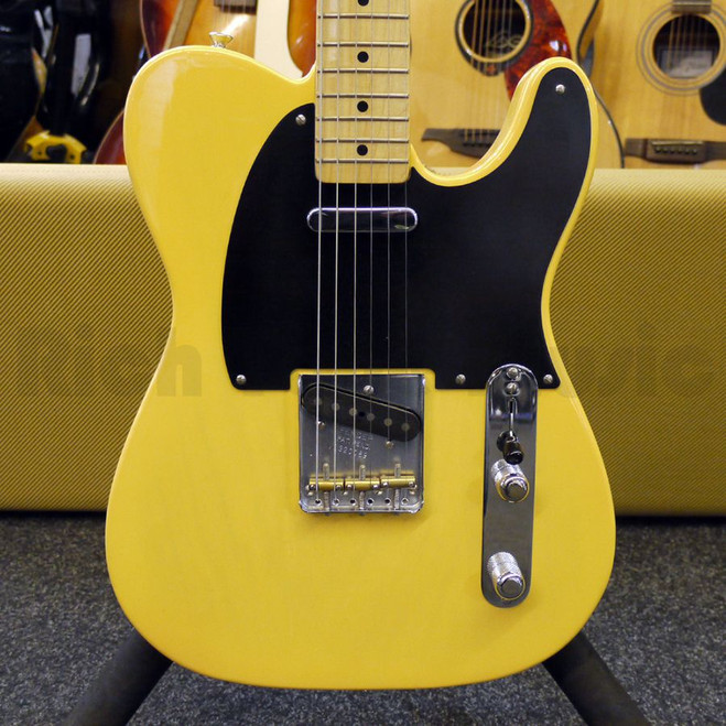 Fender 52 Reissue Telecaster - Butterscotch Blonde w/ Hard Case - 2nd Hand