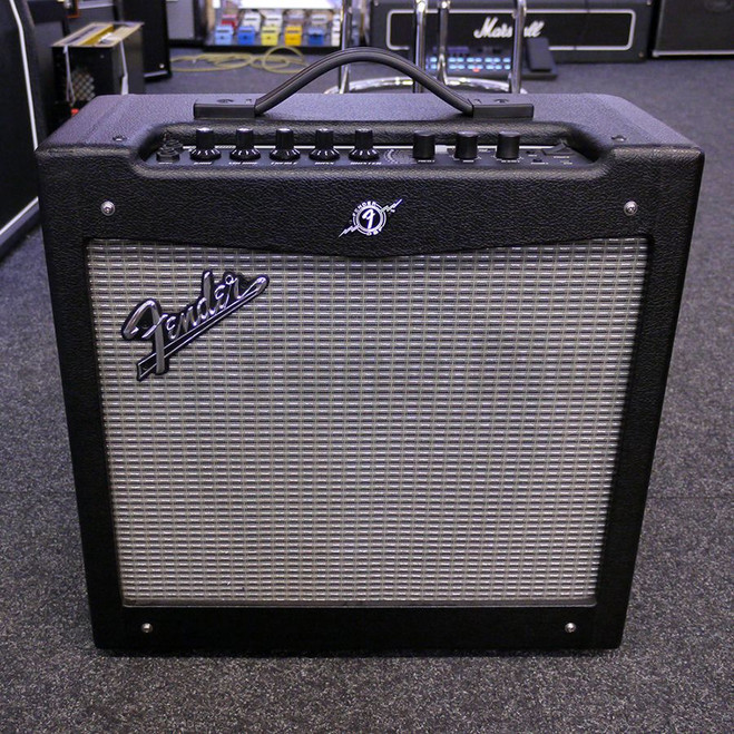 Fender Mustang II V.2 Modelling Combo Amp - 2nd Hand