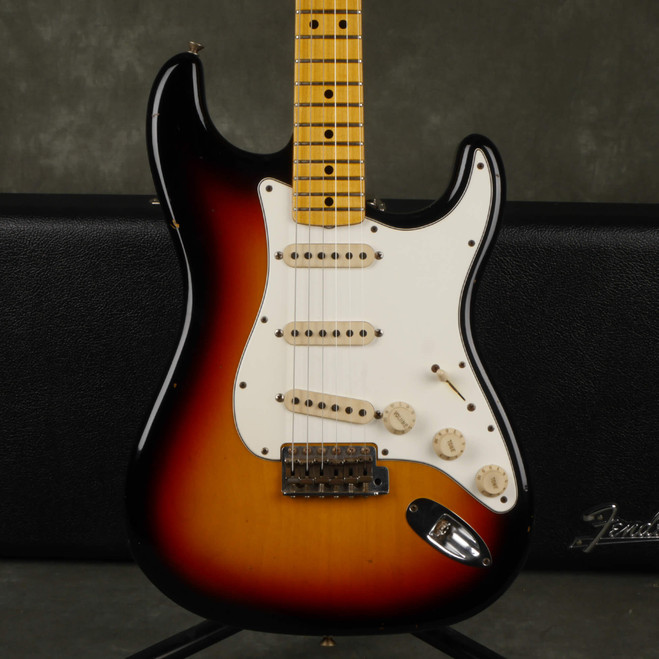 Fender Custom Shop 69 Stratocaster - 3-Tone Sunburst w/Hard Case - 2nd Hand