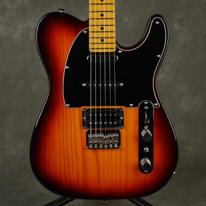 Fender Modern Player Telecaster Plus - Honey Burst - 2nd Hand