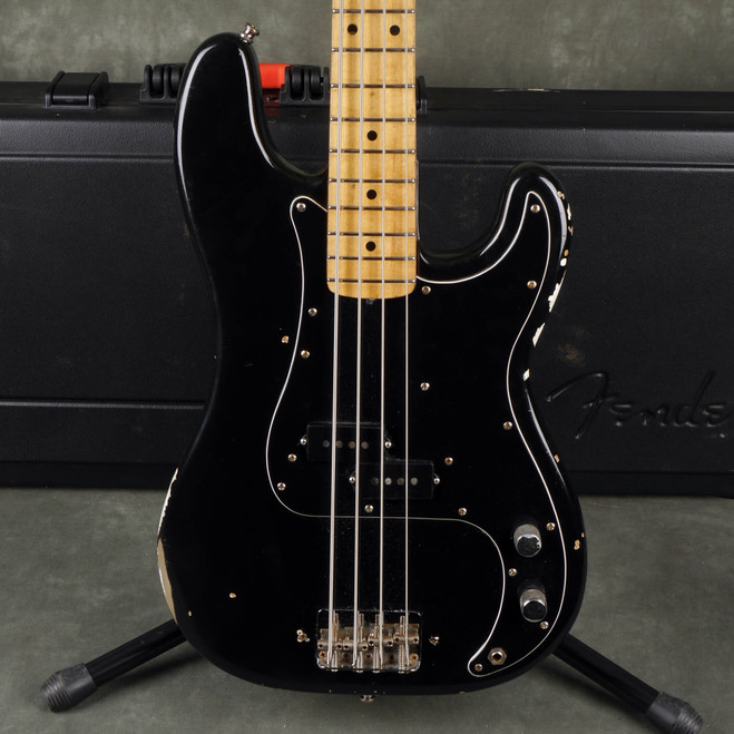 Fender 1978 Precision Bass - Black w/Hard Case - 2nd Hand