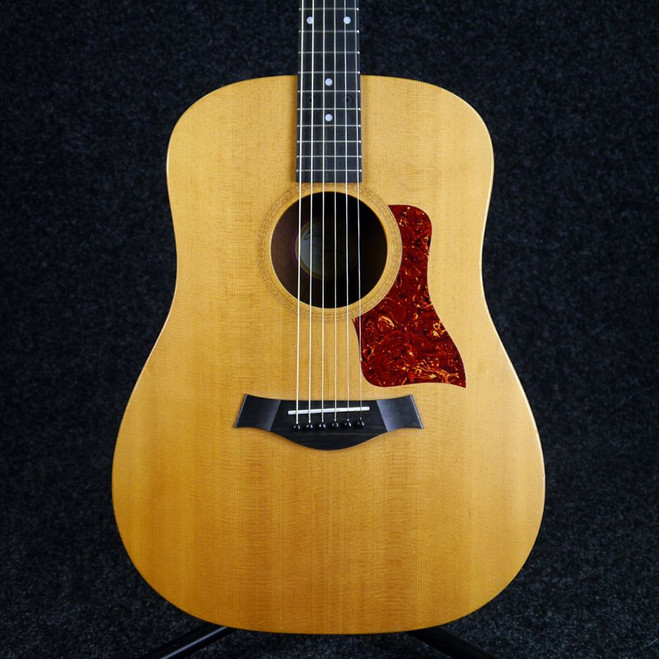 Taylor BBT-e Big Baby Taylor Electro-Acoustic - 2nd Hand