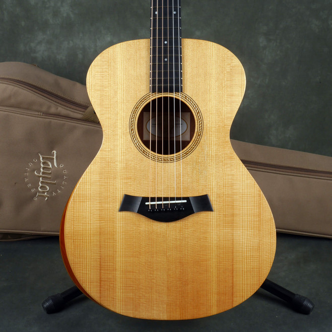 Taylor Academy 12e Electro-Acoustic Guitar - Natural w/Gig Bag - 2nd Hand