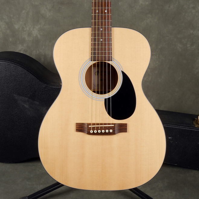 Martin OM-1 Acoustic Guitar - Natural w/Hard Case - 2nd Hand