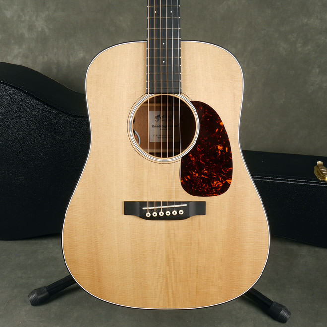 Martin Dreadnought JR Electro-Acoustic - Natural w/Hard Case - 2nd Hand