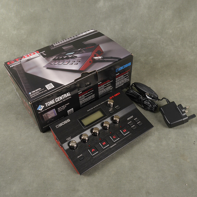 Boss GT-001 Multi FX Pedal w/Box & PSU - 2nd Hand