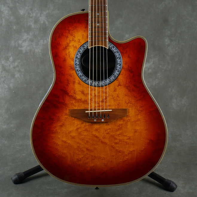 Ovation Celebrity CS157 - Cherry Sunburst - 2nd Hand