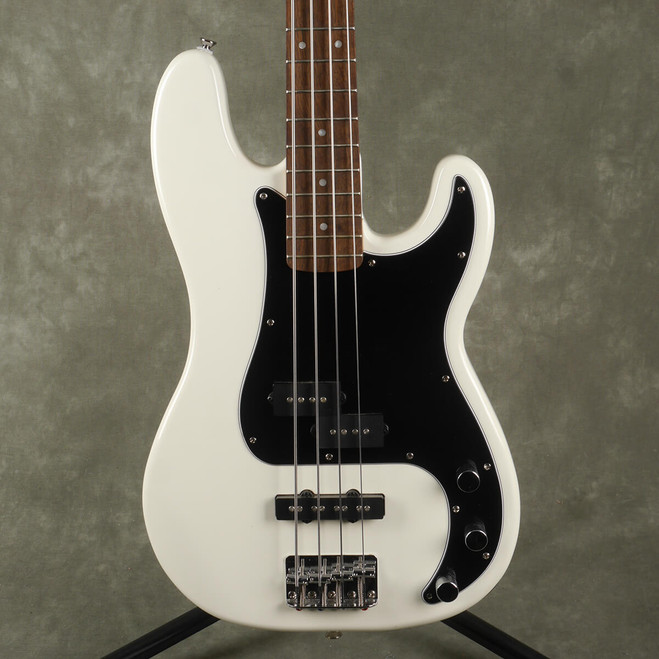 Squier Affinity PJ Bass - White - 2nd Hand