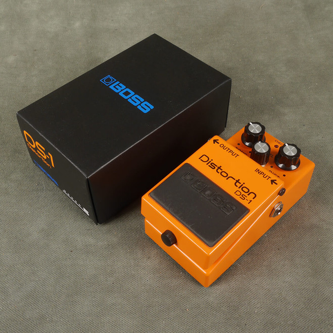 Boss DS-1 Distortion FX Pedal w/Box - 2nd Hand (112915)