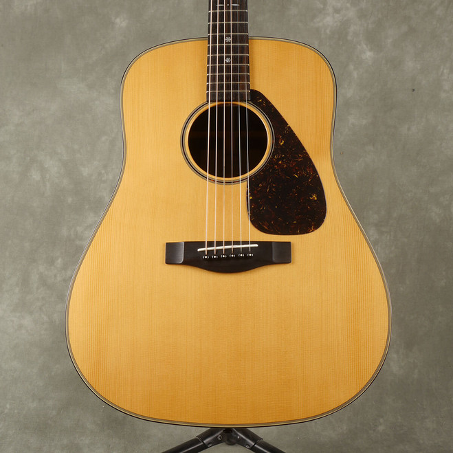 Yamaha DW15 Solid Rosewood Engelman Acoustic Guitar - Natural - 2nd Hand