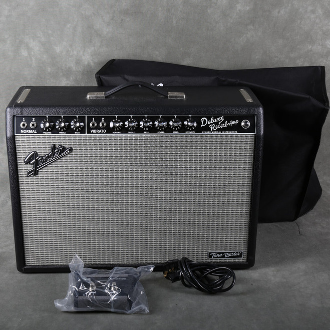 Fender Deluxe Tone Master Combo Amp & Footswitch w/Cover - 2nd Hand