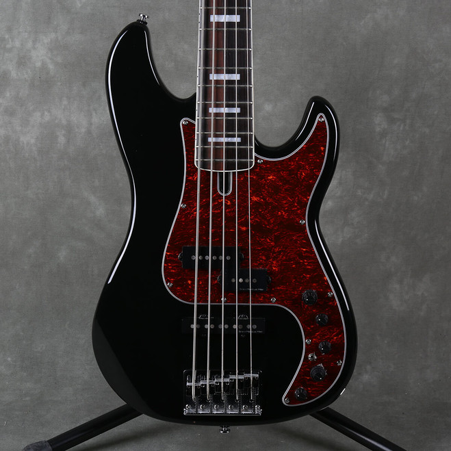 Sire Marcus Miller P7 5-String Bass - Black - 2nd Hand