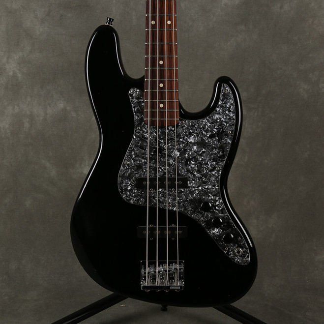 Fender Jazz Bass - Black - 2nd Hand