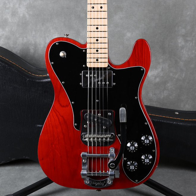 Fender 2019 Limited Edition Telecaster Custom Bigsby - Red - Case - 2nd Hand