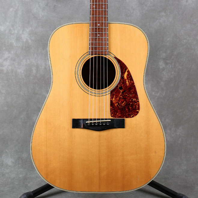 Fender F-230 Acoustic Guitar - 2nd Hand