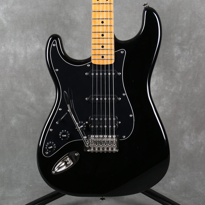 Squier Classic Vibe 70s HSS Stratocaster - Left Handed - Black - 2nd Hand