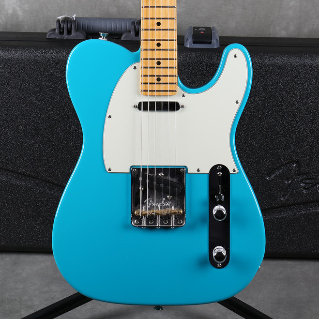Fender American Pro II Telecaster - Miami Blue - Hard Case - 2nd Hand - Used