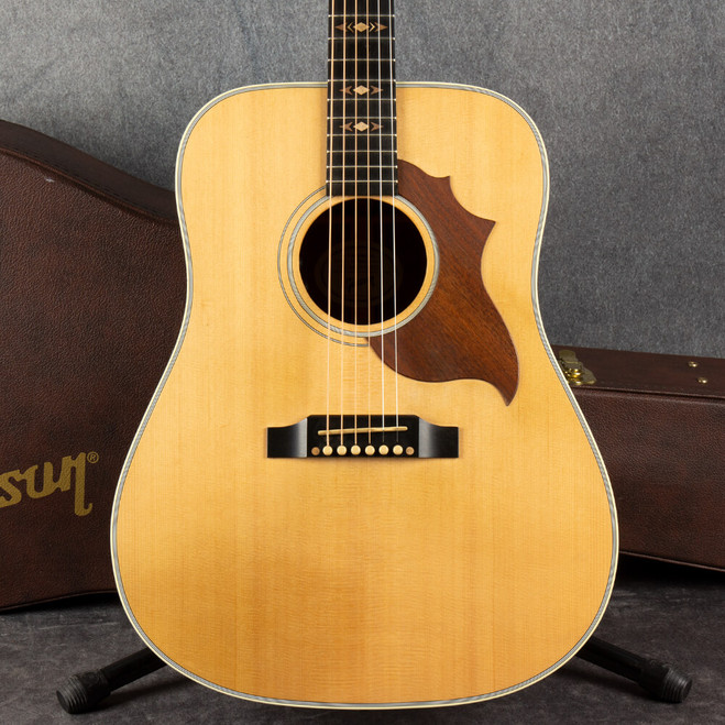 Gibson Hummingbird Sustainable - Antique Natural - Hard Case - 2nd Hand