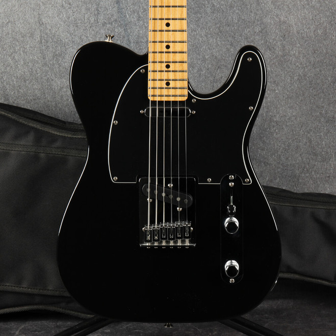 Fender Player Telecaster - Black - Gig Bag - 2nd Hand