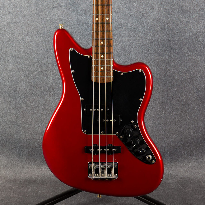Squier Vintage Modified Jaguar Bass Special SS - Candy Apple Red - 2nd Hand