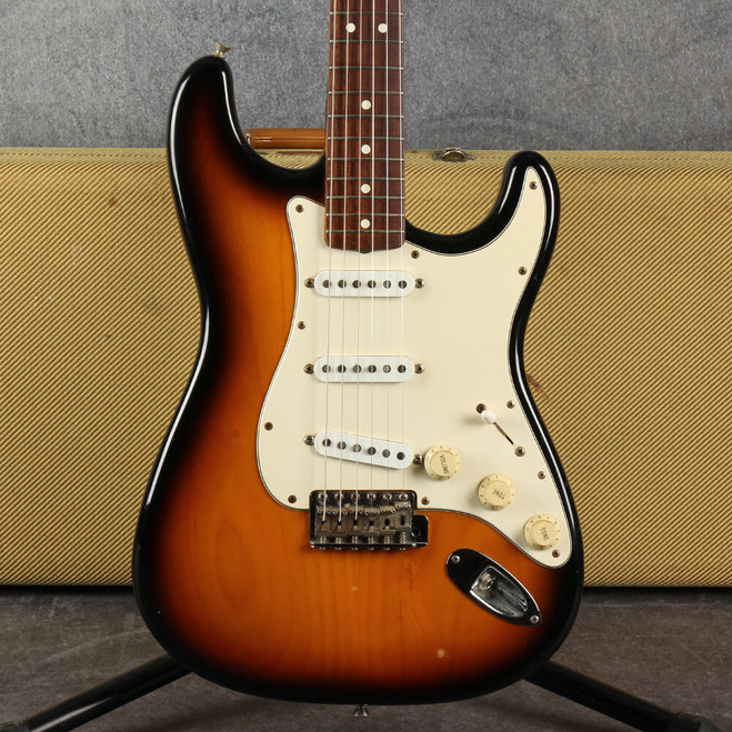 Fender American Vintage Reissue 60s Stratocaster - Sunburst - Case - 2nd Hand