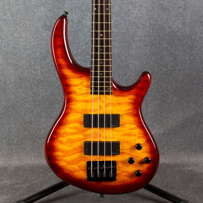 Dean Edge Q4 Bass - Amberburst - 2nd Hand