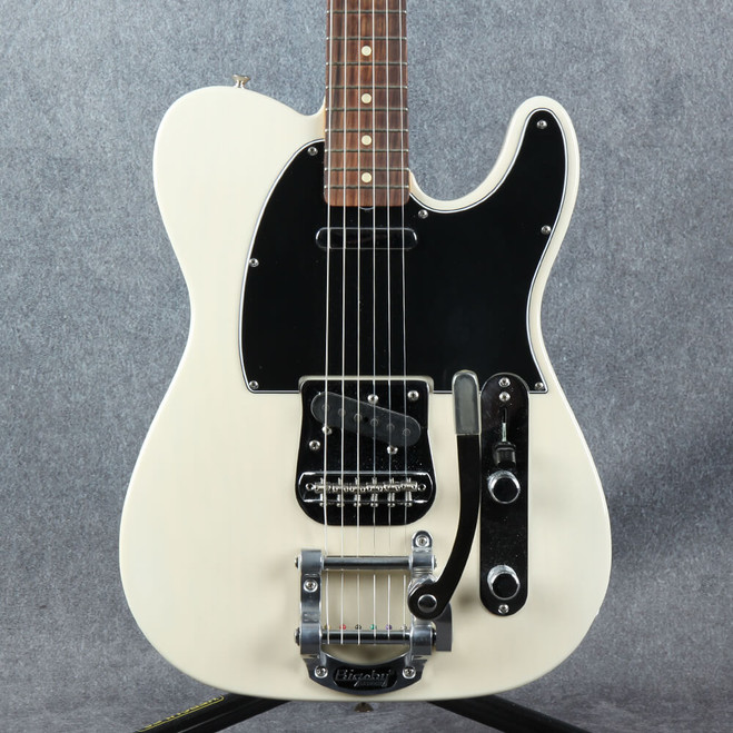 Fender Vintera 60s Telecaster Bigsby - White Blonde - 2nd Hand