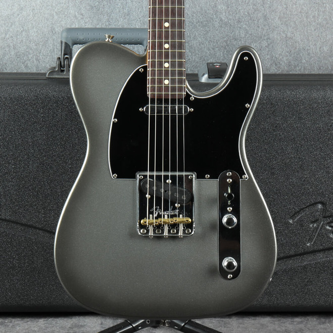 Fender American Professional II Telecaster - Mercury - Hard Case - 2nd Hand