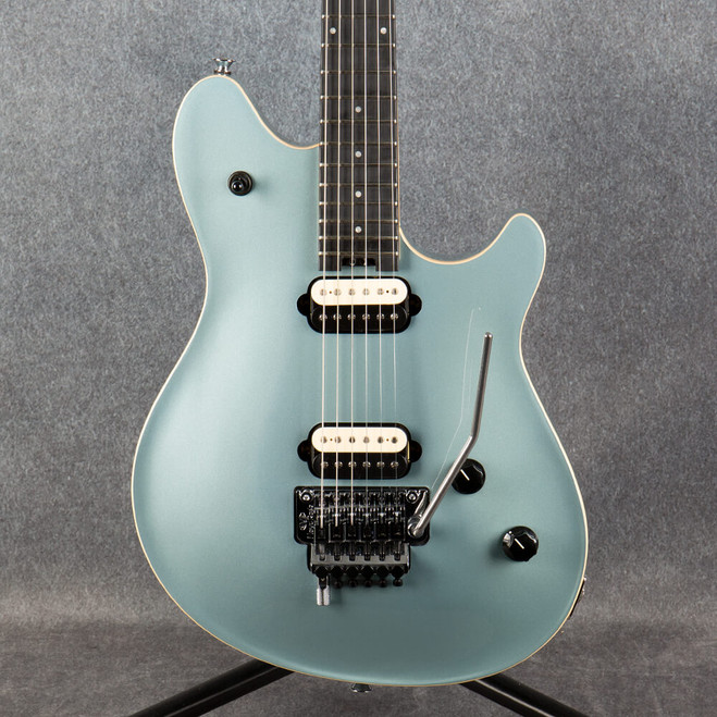 EVH Wolfgang Special - Ice Blue Metallic - 2nd Hand