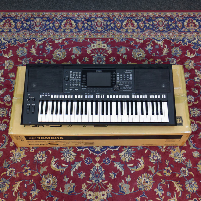 Yamaha PSR-S775 Keyboard - Box & PSU - 2nd Hand