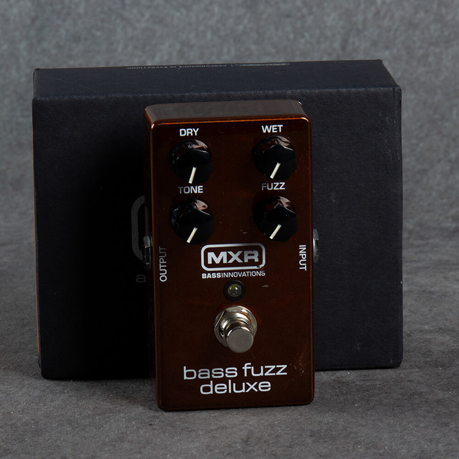 MXR M84 Bass Fuzz Deluxe - Boxed - 2nd Hand