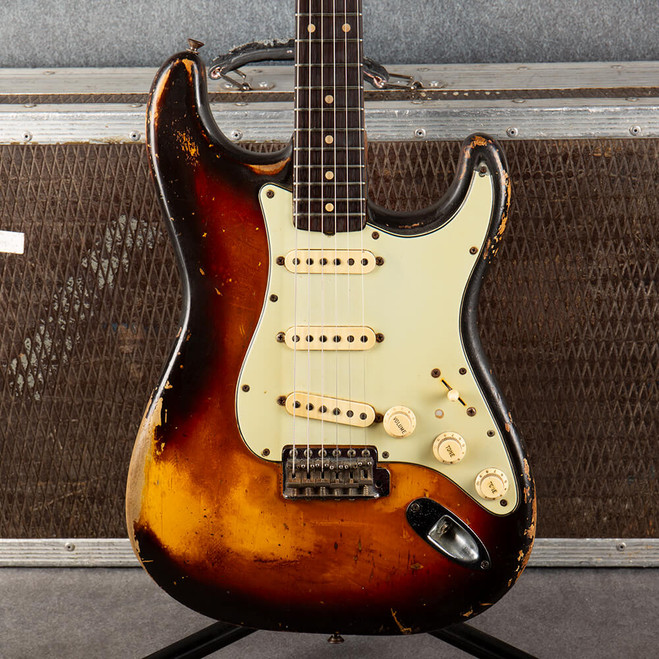 Fender 1962 Stratocaster - 3 Tone Sunburst - Case **COLLECTION ONLY** - 2nd Hand