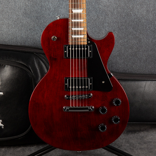 Gibson Les Paul Studio - Dark Wine Red - Soft Case - 2nd Hand