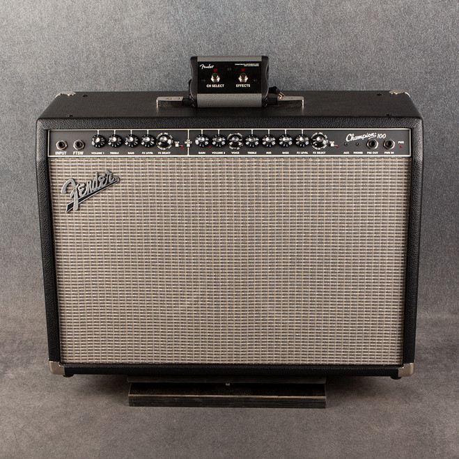 Fender Champion 100 2x12 Combo Amplifier - Footswitch - 2nd Hand