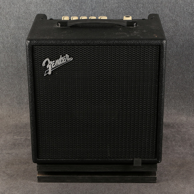 Fender Rumble LT25 Bass Amplifier - 2nd Hand