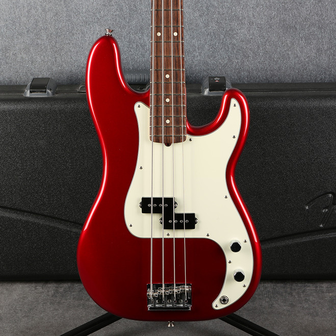 Fender American Professional Precision Bass - Candy Apple Red - Case - 2nd Hand