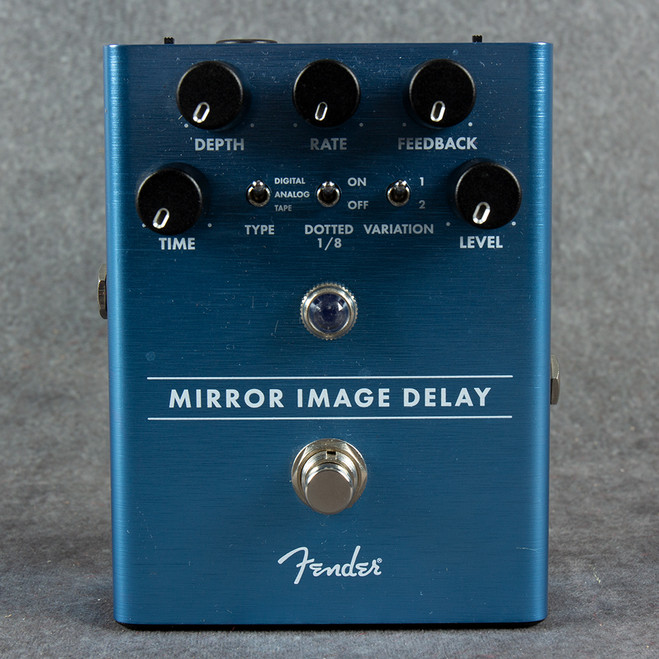 Fender Mirror Image Delay Pedal - 2nd Hand